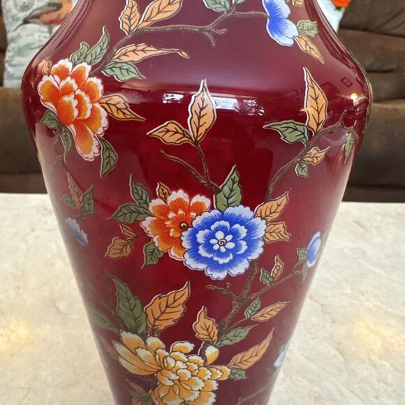 NORLEANS RUBY RED VASE WITH FLOWERS & BUTTERFLIES 11 1/2” TALL / MADE IN ITALY - Picture 2 of 6